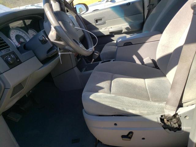 Photo 7 from auction – 2005 DODGE DURANGO SL with VIN 1D8HD48DX5F572673