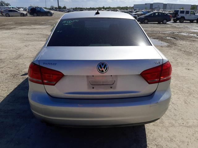 Photo 6 from auction – 2014 VOLKSWAGEN PASSAT S with VIN 1VWAT7A34EC115376