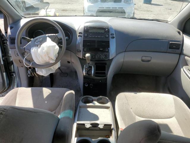 Photo 8 from auction – 2010 TOYOTA SIENNA CE with VIN 5TDKK4CC8AS315613