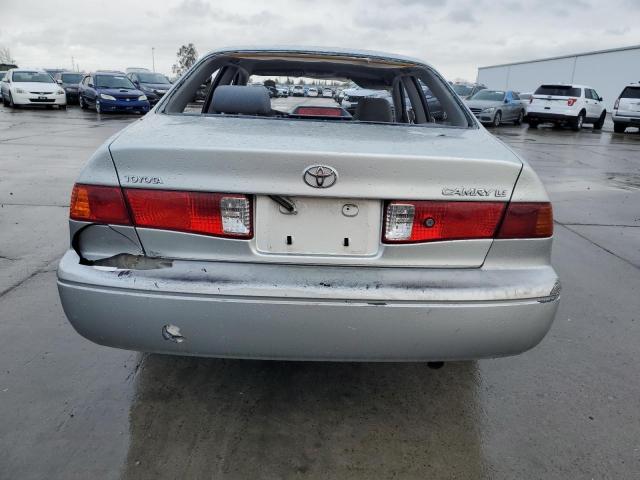 Photo 6 from auction – 2000 TOYOTA CAMRY CE with VIN JT2BG22K2Y0417736