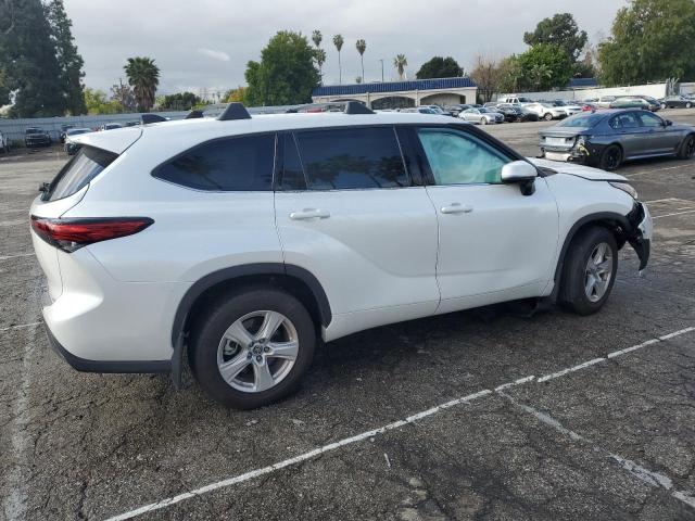 Photo 3 from auction – 2022 TOYOTA HIGHLANDER with VIN 5TDZZRAH2NS096028