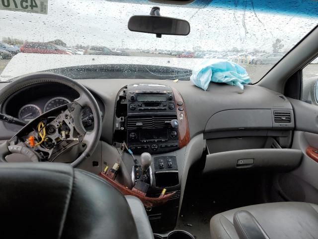 Photo 8 from auction – 2004 TOYOTA SIENNA XLE with VIN 5TDZA22C44S126436