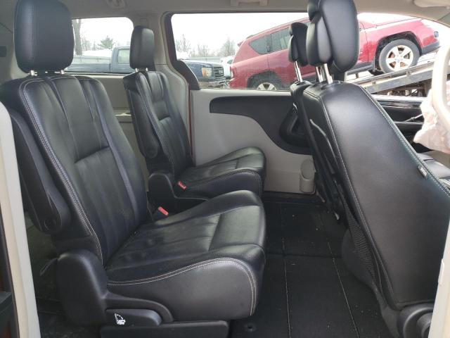 Photo 11 from auction – 2013 CHRYSLER TOWN & COU with VIN 2C4RC1BG7DR631984