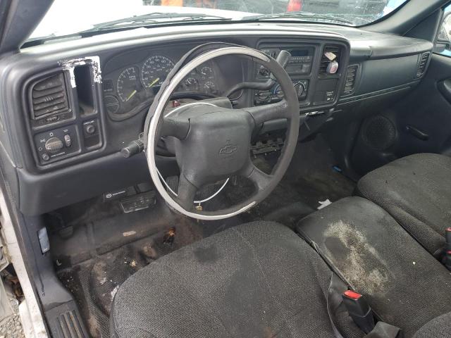 Photo 8 from auction – 2000 CHEVROLET SILVERADO with VIN 1GCEC14W6YE171223