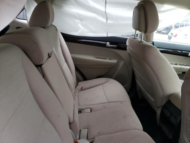 Photo 11 from auction – 2014 KIA SORENTO LX with VIN 5XYKTCA63EG447332