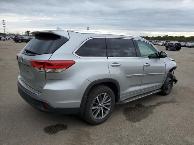 Фото 3 с аукциона – 2017 TOYOTA HIGHLANDER с VIN 5TDJZRFH3HS451234