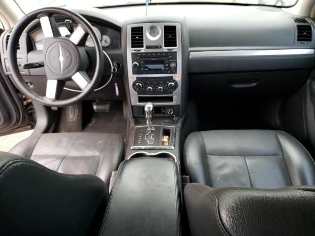 Photo 8 from auction – 2010 CHRYSLER 300 TOURIN with VIN 2C3CA5CV4AH297337