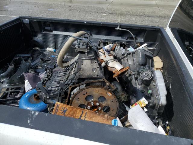 Photo 12 from auction – 2000 CHEVROLET SILVERADO with VIN 2GCEC19TXY1222285