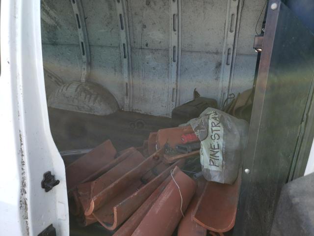 Photo 11 from auction – 2000 CHEVROLET EXPRESS G2 with VIN 1GCFG25W7Y1147615