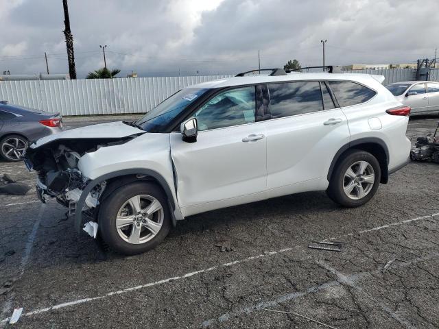 TOYOTA HIGHLANDER 2022 with VIN 5TDZZRAH2NS096028 - Photo from auction