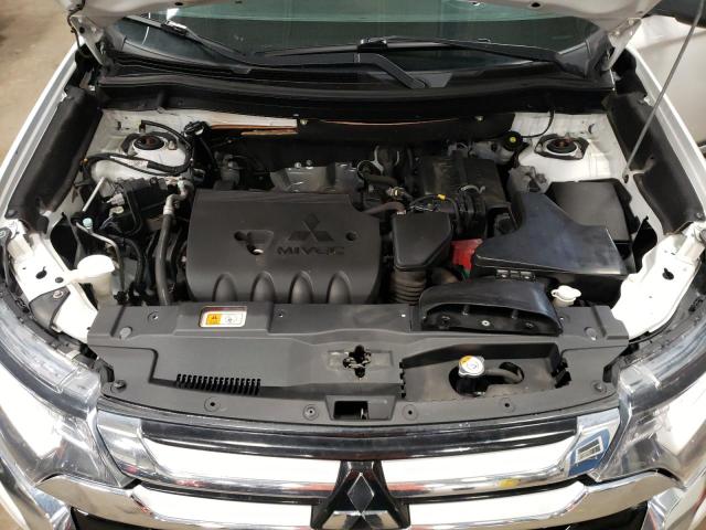 Photo 12 from auction – 2016 MITSUBISHI OUTLANDER with VIN JA4AZ3A34GZ021759