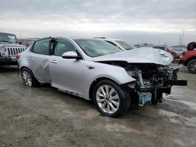 Photo 4 from auction – 2017 KIA OPTIMA LX with VIN 5XXGT4L3XHG155684