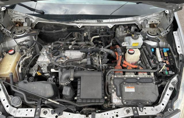 Photo 7 from auction – 2014 TOYOTA PRIUS V with VIN JTDZN3EU5E3365737