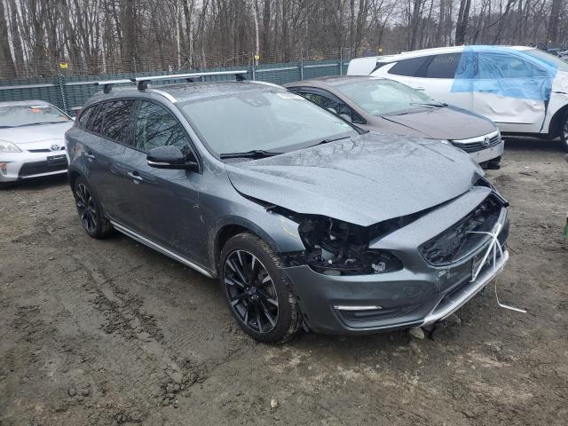 Photo 4 from auction – 2016 VOLVO V60 CROSS with VIN YV4612HM7G1016353