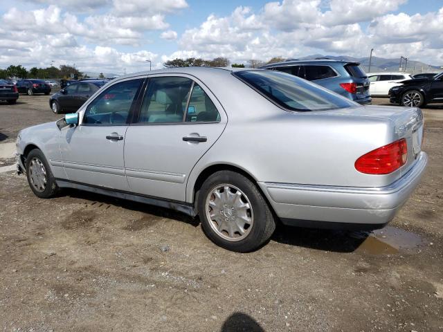 Photo 2 from auction – 1997 MERCEDES-BENZ E 320 with VIN WDBJF55F4VJ035959