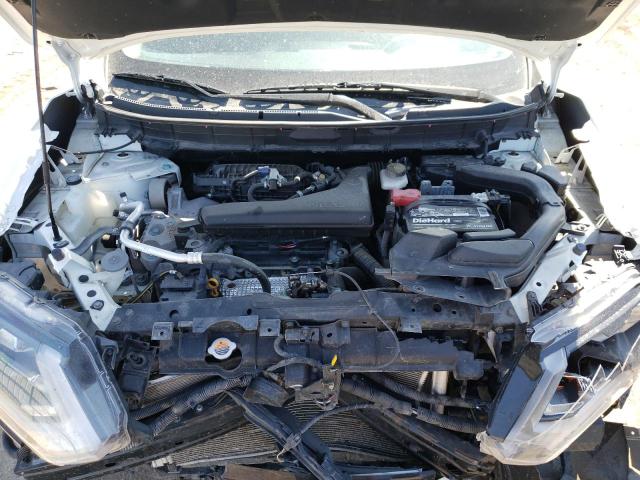 Photo 12 from auction – 2017 NISSAN ROGUE S with VIN KNMAT2MV7HP529784