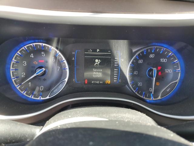 Photo 9 from auction – 2020 CHRYSLER VOYAGER L with VIN 2C4RC1AG4LR106042