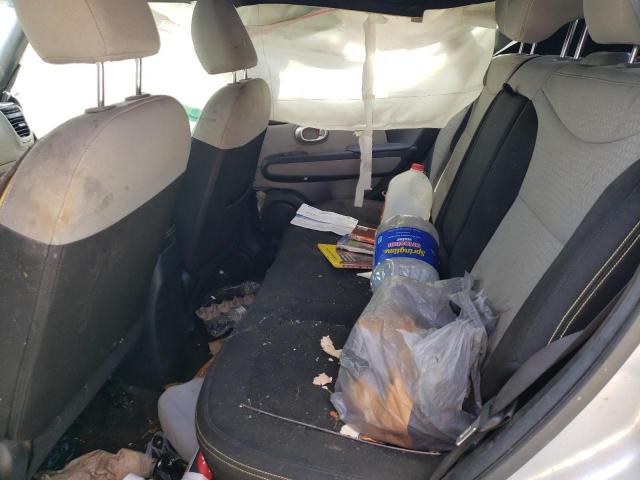 Photo 11 from auction – 2015 KIA SOUL + with VIN KNDJP3A54F7816558
