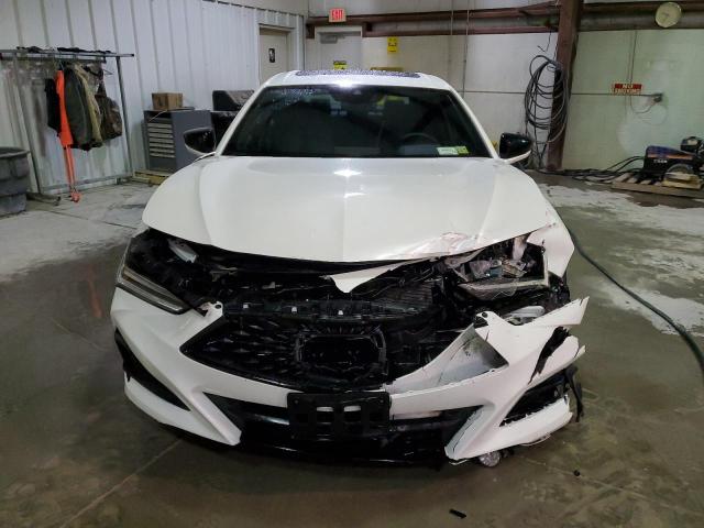 Photo 5 from auction – 2022 ACURA TLX TECH A with VIN 19UUB5F53NA001450