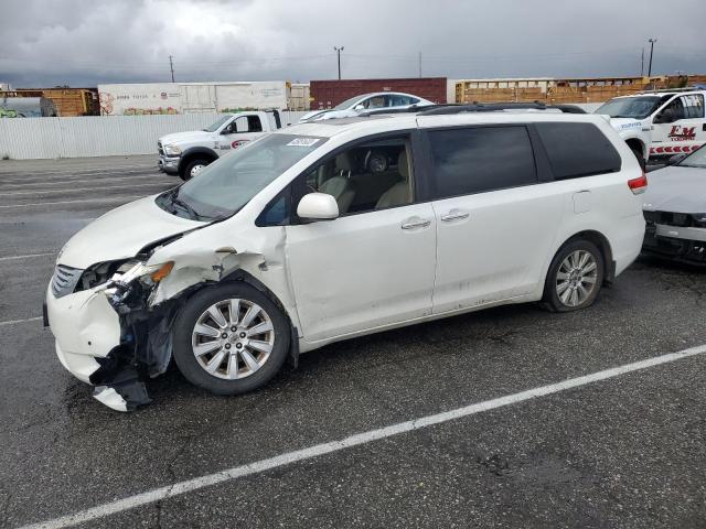 Photo 1 from auction – 2011 TOYOTA SIENNA XLE with VIN 5TDYK3DC9BS105560