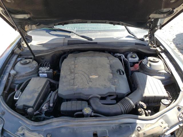 Photo 11 from auction – 2015 CHEVROLET CAMARO LS with VIN 2G1FB1E35F9307927