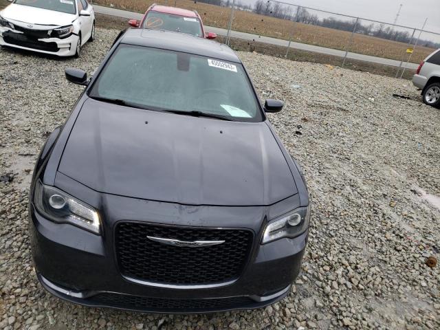 Photo 5 from auction – 2016 CHRYSLER 300 S with VIN 2C3CCAGG7GH282922