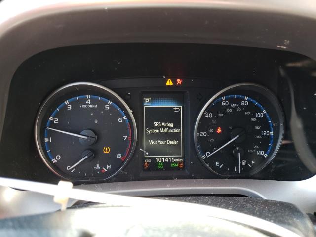 Photo 9 from auction – 2017 TOYOTA RAV4 XLE with VIN JTMRFREV9HJ716173