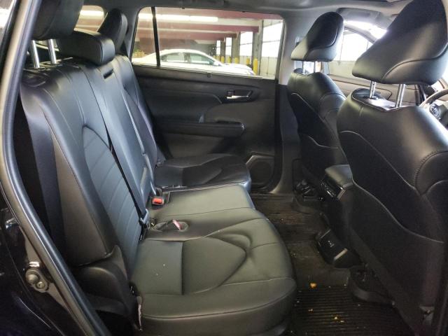Photo 11 from auction – 2022 TOYOTA HIGHLANDER with VIN 5TDGZRBH5NS196825