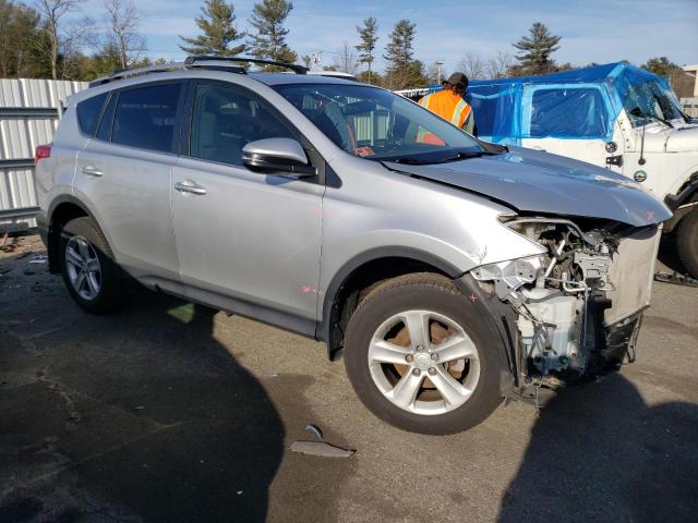 Photo 4 from auction – 2013 TOYOTA RAV4 XLE with VIN JTMRFREV8DD028173