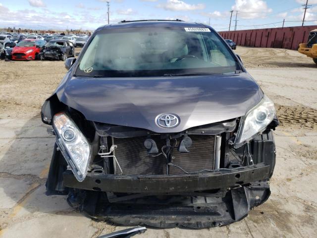 Photo 5 from auction – 2013 TOYOTA SIENNA XLE with VIN 5TDYK3DC3DS295648