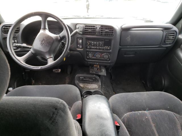 Photo 8 from auction – 2001 CHEVROLET BLAZER with VIN 1GNDT13W912171180