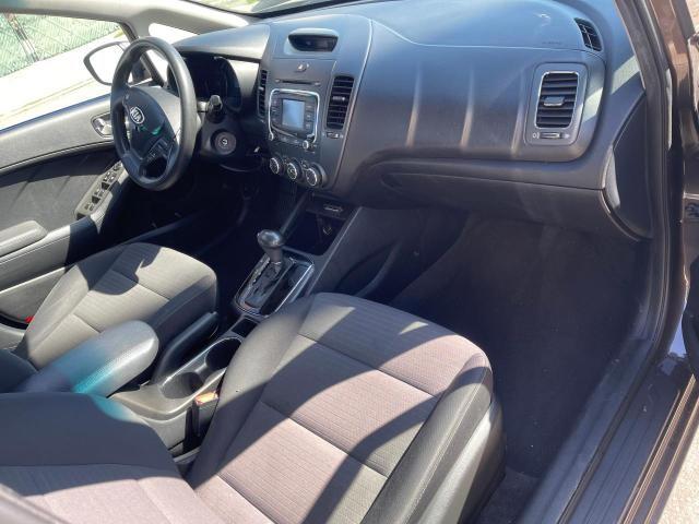Photo 9 from auction – 2017 KIA FORTE LX with VIN 3KPFL4A78HE144578