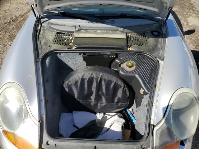 Photo 11 from auction – 2000 PORSCHE BOXSTER with VIN WP0CA2987YU620668