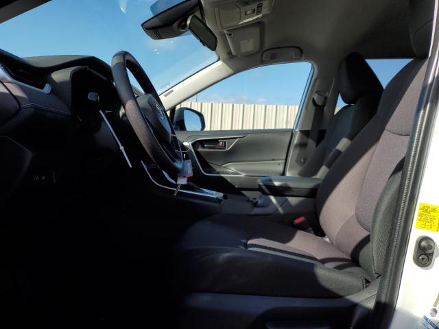 Photo 7 from auction – 2022 TOYOTA RAV4 LE with VIN 2T3F1RFV1NC296780