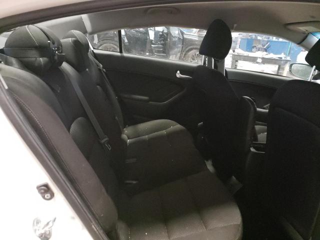 Photo 10 from auction – 2017 KIA FORTE LX with VIN 3KPFK4A74HE013148