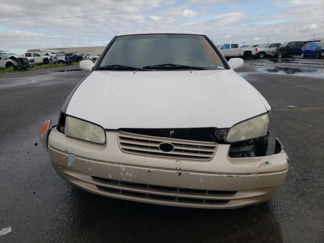 Photo 5 from auction – 2000 TOYOTA CAMRY CE with VIN JT2BG22K2Y0432186