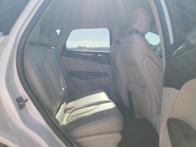 Photo 11 from auction – 2018 LINCOLN MKC PREMIE with VIN 5LMCJ1C96JUL11915