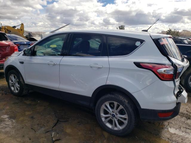 Photo 2 from auction – 2017 FORD ESCAPE SE with VIN 1FMCU9GD9HUD43727