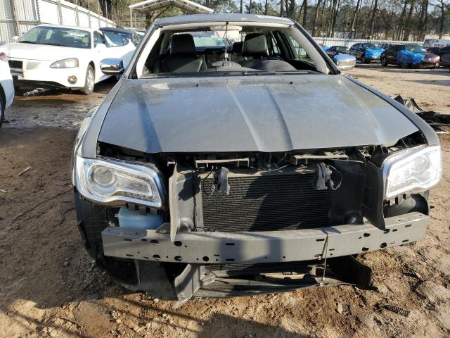 Photo 5 from auction – 2019 CHRYSLER 300 LIMITE with VIN 2C3CCAEG0KH697446