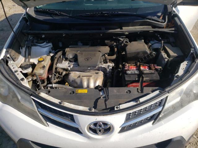 Photo 11 from auction – 2014 TOYOTA RAV4 LE with VIN 2T3ZFREV8EW098115