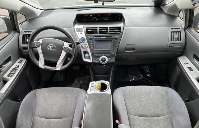 Photo 9 from auction – 2014 TOYOTA PRIUS V with VIN JTDZN3EU5E3365737