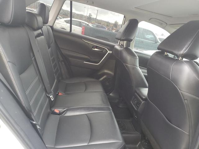 Photo 11 from auction – 2021 TOYOTA RAV4 XLE P with VIN 2T3C1RFV4MW153435