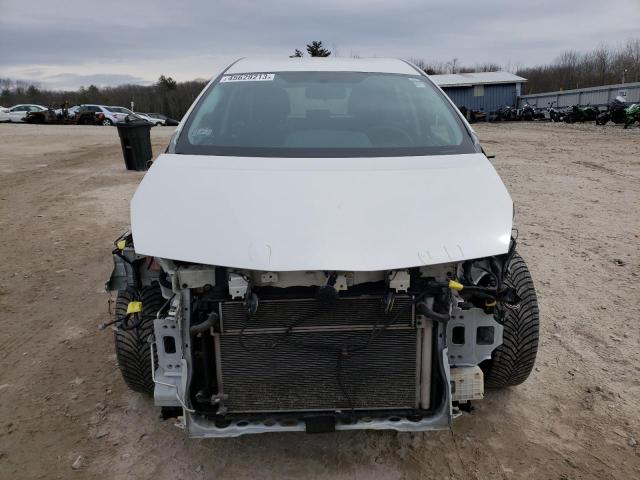 Photo 5 from auction – 2015 TOYOTA PRIUS V with VIN JTDZN3EU8FJ021381