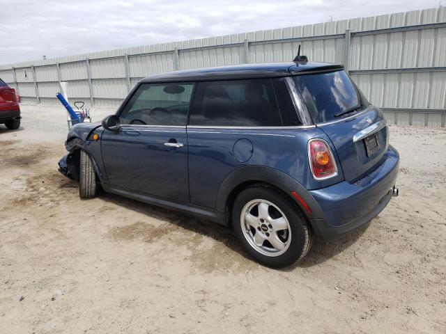 Photo 2 from auction – 2009 MINI COOPER with VIN WMWMF335X9TW78529