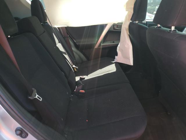 Photo 11 from auction – 2018 TOYOTA RAV4 LE with VIN JTMZFREV2JJ169074