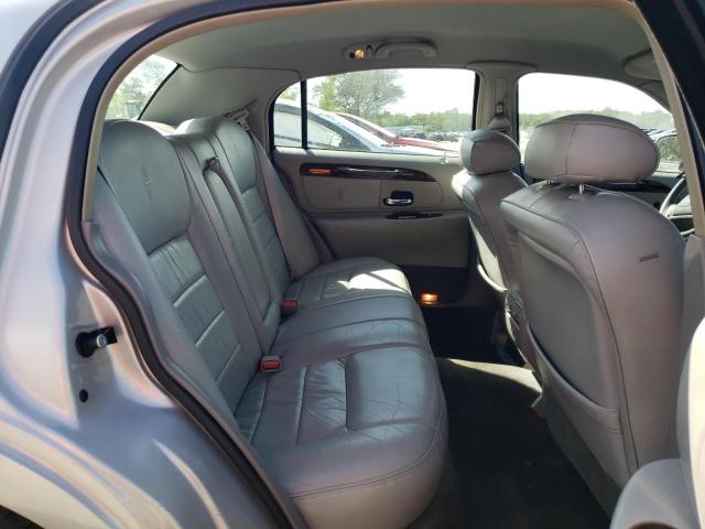 Photo 10 from auction – 2000 LINCOLN TOWN CAR E with VIN 1LNHM81W9YY787368