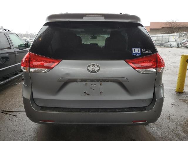 Photo 6 from auction – 2014 TOYOTA SIENNA XLE with VIN 5TDYK3DC1ES411625