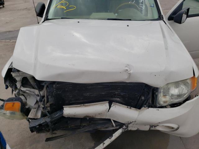 Photo 11 from auction – 2011 FORD ESCAPE XLT with VIN 1FMCU0DG2BKA50443