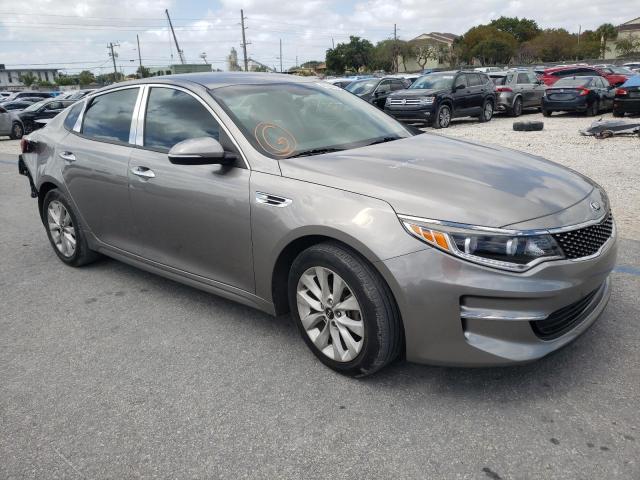 Photo 4 from auction – 2017 KIA OPTIMA EX with VIN 5XXGU4L38HG133406