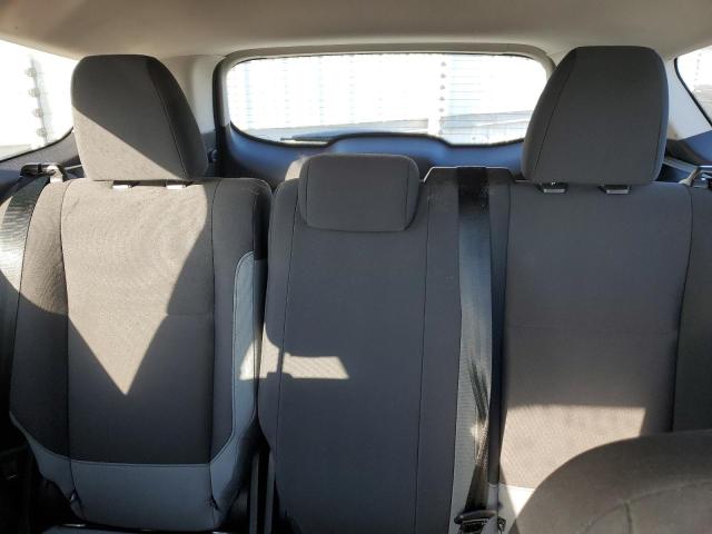 Photo 10 from auction – 2013 FORD ESCAPE S with VIN 1FMCU0F71DUD06978